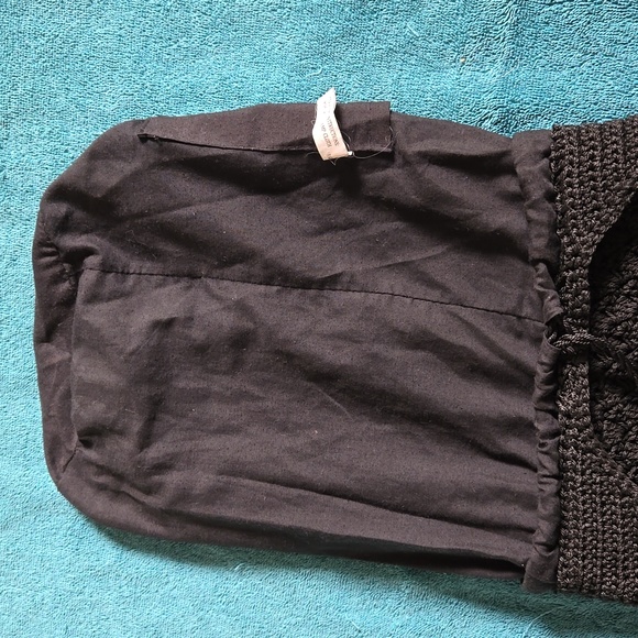 Black Raffia Woven Shoulder bag.Drawstring EUC - Picture 9 of 15